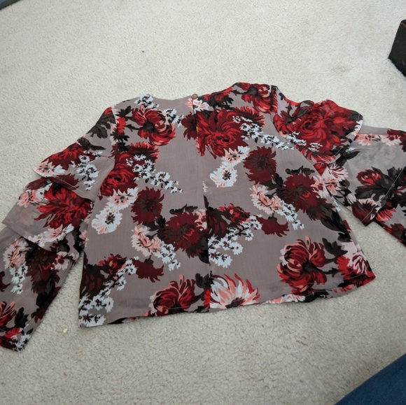 Crazy 8 Other - NWT -  Crazy 8toddler Girls bell sleeve shirt